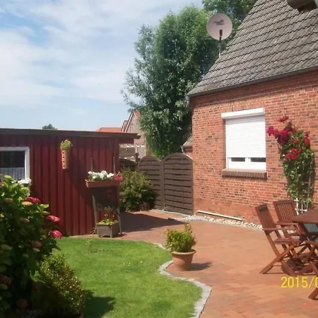 Mit Umfriedetem Garten Und Terrassen By Interhome * Greetsiel