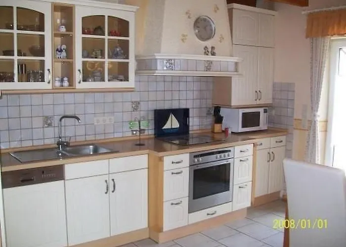 Mit Umfriedetem Garten Und Terrassen By Interhome Prázdninový dům Greetsiel