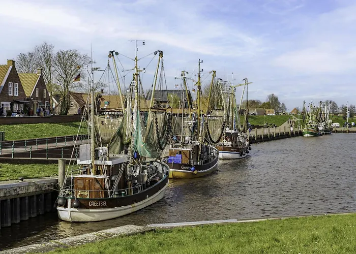 Mit Umfriedetem Garten Und Terrassen By Interhome Greetsiel